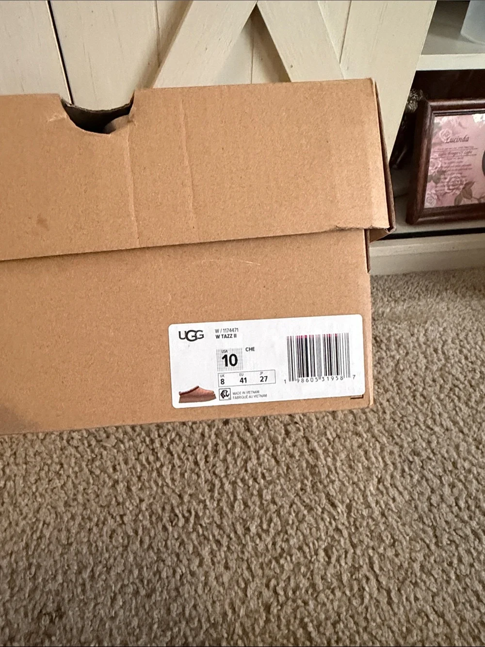 UGG Chestnut Mule with Red and Cream Knit Trim - Picture 7 of 8